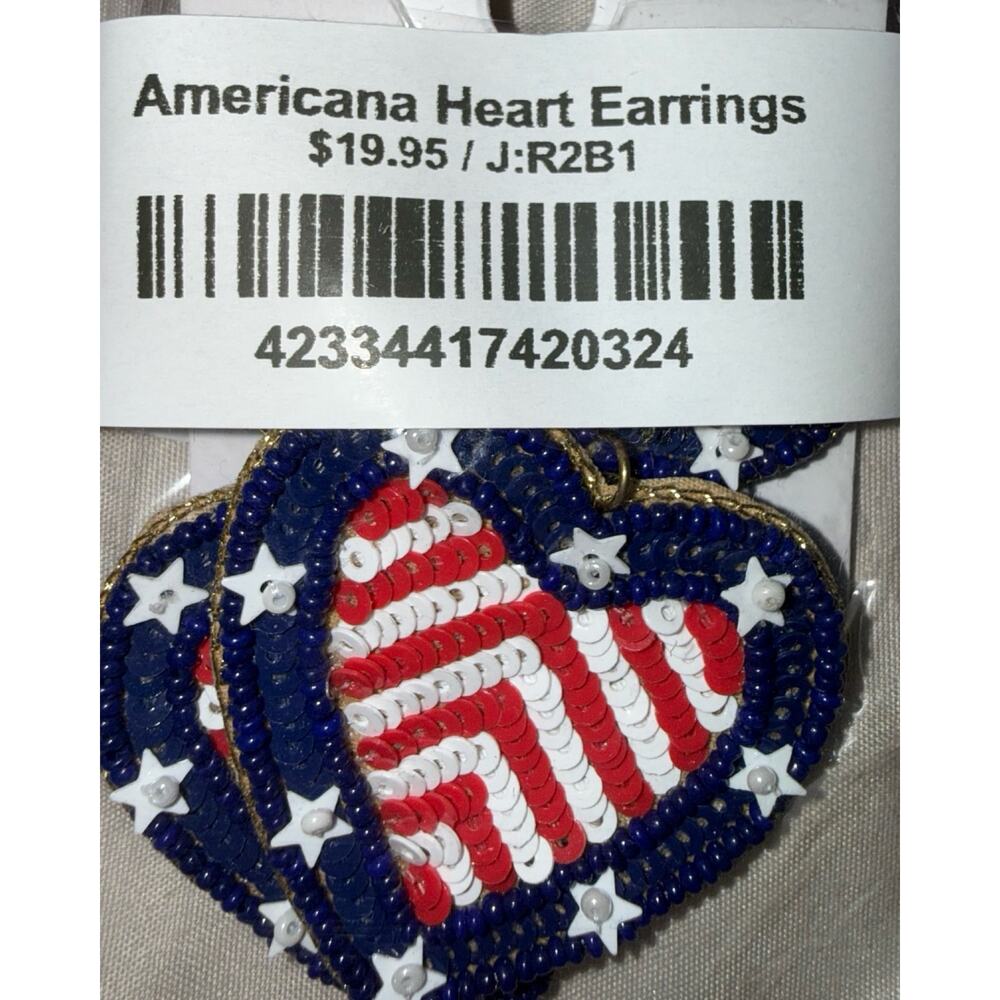 NEW Americana Flag Heart Sequin Beaded Earrings Patriotic Statement Dangle - Picture 3 of 3